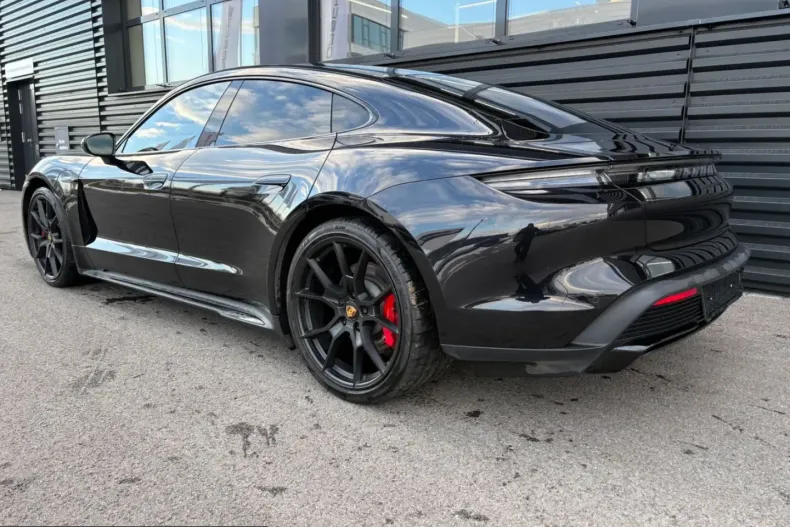 Porsche Taycan din 2022 cu 37.800 km - oferta POR199116 - foto 5