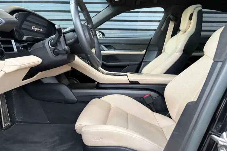 Porsche Taycan din 2022 cu 37.800 km - oferta POR199116 - foto 16