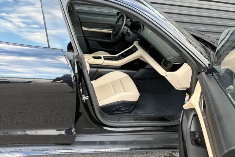 Porsche Taycan din 2022 cu 37.800 km - oferta POR199116 - foto 19