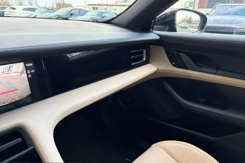 Porsche Taycan din 2022 cu 37.800 km - oferta POR199116 - foto 27