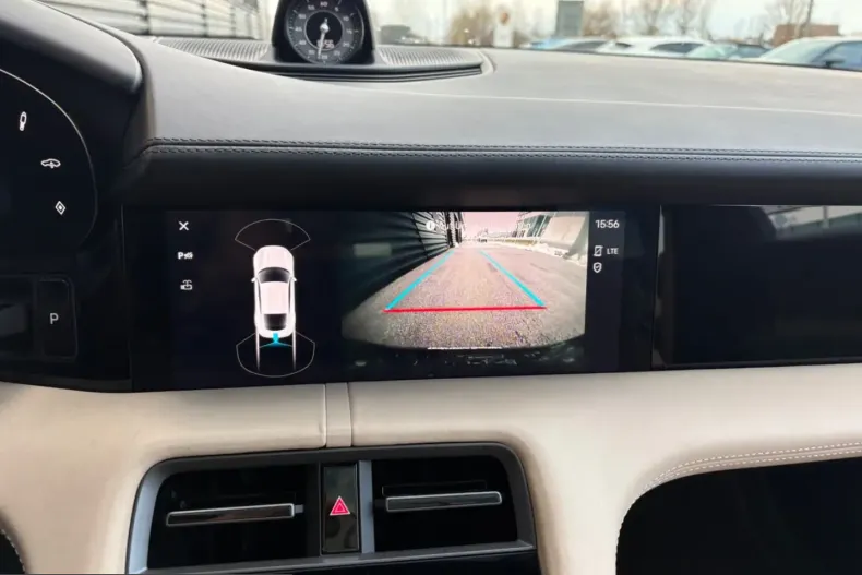 Porsche Taycan din 2022 cu 37.800 km - oferta POR199116 - foto 28