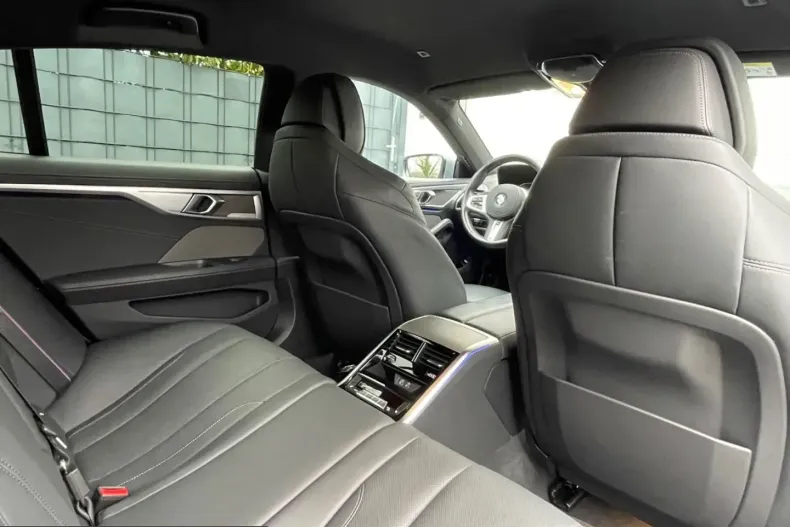 BMW 840 (Seria 8) din 2023 cu 77.343 km - oferta BMW199119 - foto 30