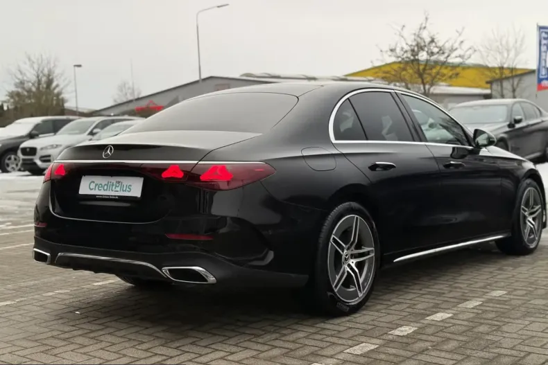 Mercedes-Benz E 200 (Clasa E) din 2024 cu 9.400 km - oferta MER199122 - foto 7