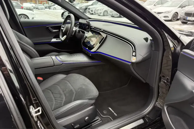 Mercedes-Benz E 200 (Clasa E) din 2024 cu 9.400 km - oferta MER199122 - foto 24