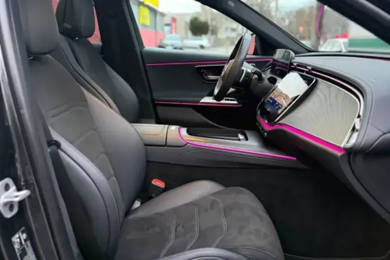 Mercedes-Benz E 200 (Clasa E) din 2024 cu 47.208 km - oferta MER199123 - foto 24