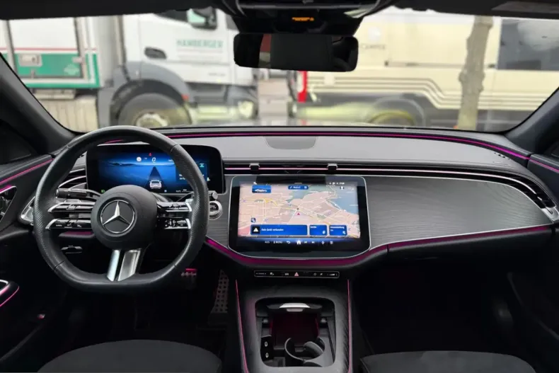 Mercedes-Benz E 200 (Clasa E) din 2024 cu 47.208 km - oferta MER199123 - foto 25