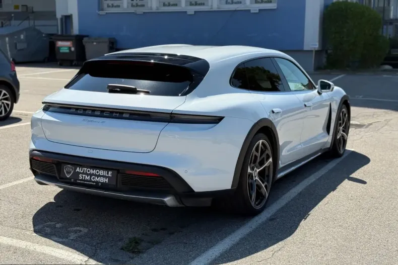 Porsche Taycan din 2022 cu 29.000 km - oferta POR199124 - foto 6