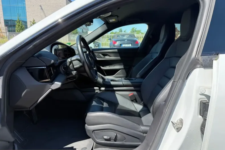 Porsche Taycan din 2022 cu 29.000 km - oferta POR199124 - foto 13