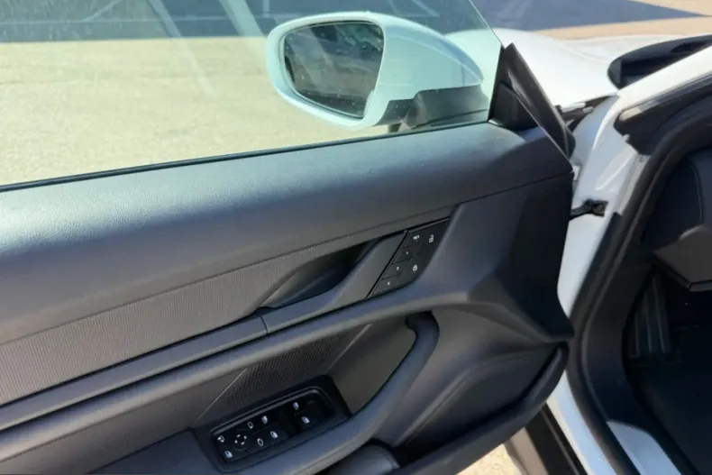 Porsche Taycan din 2022 cu 29.000 km - oferta POR199124 - foto 14