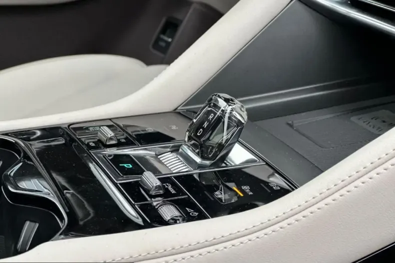 BYD Seal din 2025 cu 6.000 km - oferta BYD199128 - foto 13