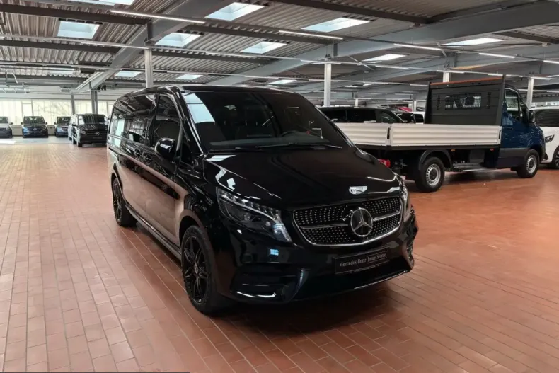Mercedes-Benz V 300 (Clasa V) din 2024 cu 39.950 km - oferta MER199136 - foto 1