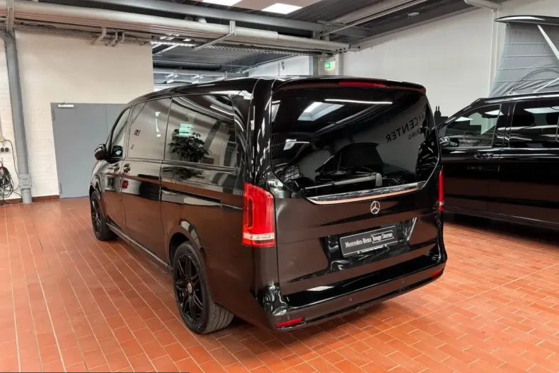 Mercedes-Benz V 300 (Clasa V) din 2024 cu 39.950 km - oferta MER199136 - foto 3