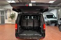 Mercedes-Benz V 300 (Clasa V) din 2024 cu 39.950 km - oferta MER199136 - foto 25