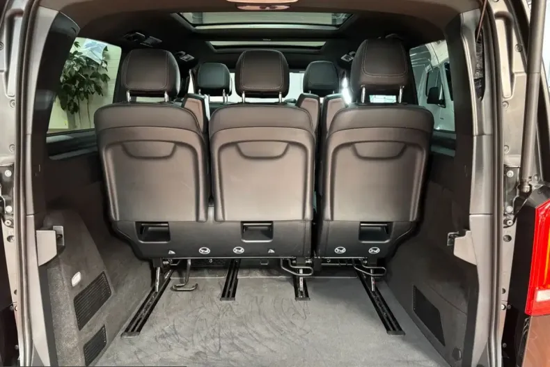 Mercedes-Benz V 300 (Clasa V) din 2024 cu 39.950 km - oferta MER199136 - foto 26