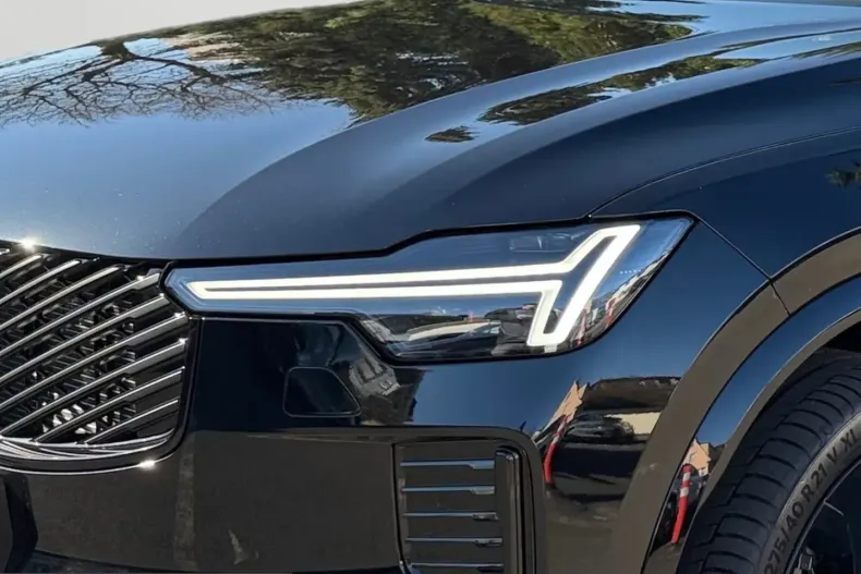 Volvo XC90 din 2026 cu 4.990 km - oferta VOL199138 - foto 5