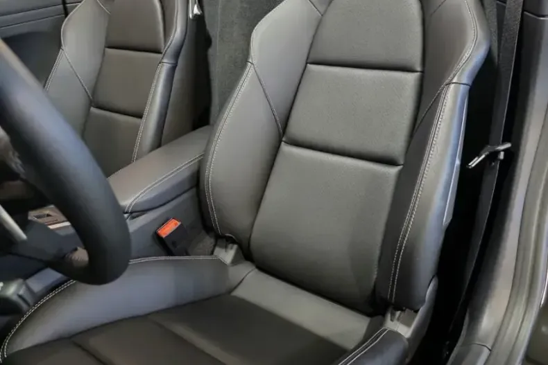 Porsche Boxster din 2024 cu 4.150 km - oferta POR199141 - foto 21