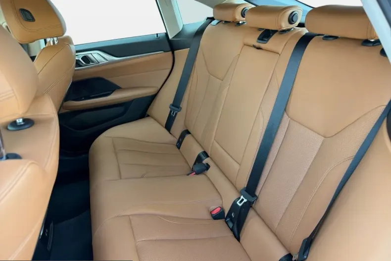 BMW 430d (Seria 4) din 2024 cu 31.451 km - oferta BMW199144 - foto 10