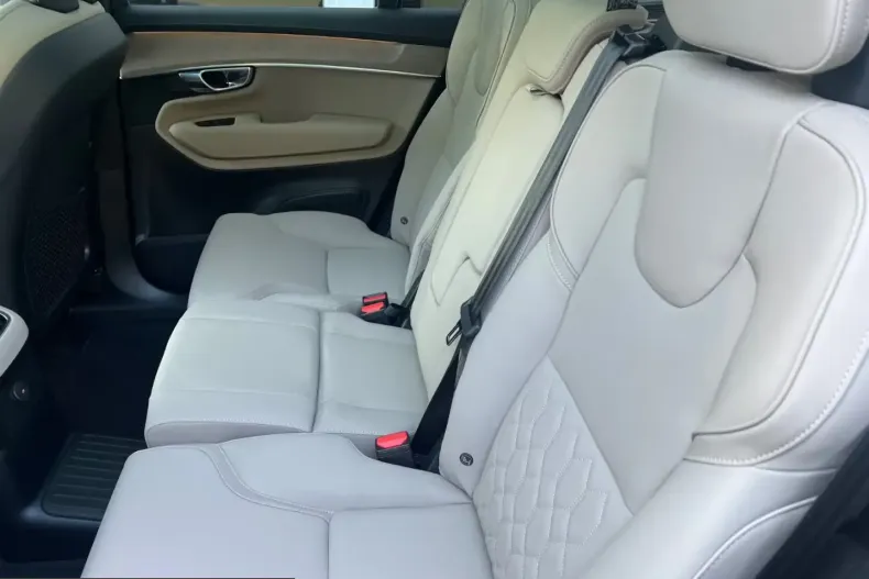 Volvo XC90 din 2026 cu 1.998 km - oferta VOL199146 - foto 10