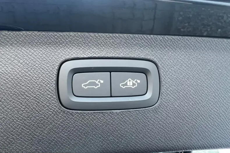 Volvo XC90 din 2026 cu 1.998 km - oferta VOL199146 - foto 18