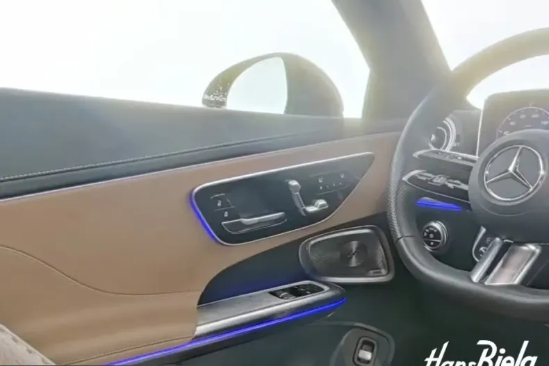 Mercedes-Benz CLE 300 (Clasa CLE) din 2024 cu 19.820 km - oferta MER199147 - foto 2