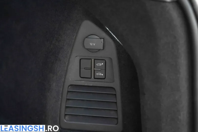 Volkswagen Touareg din 2021 cu 111.362 km - oferta VOL199153 - foto 13