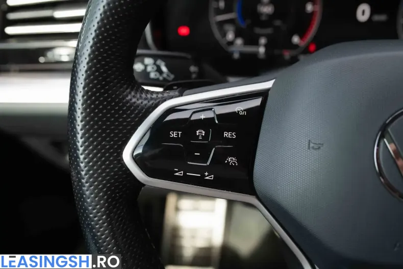 Volkswagen Touareg din 2021 cu 111.362 km - oferta VOL199153 - foto 17