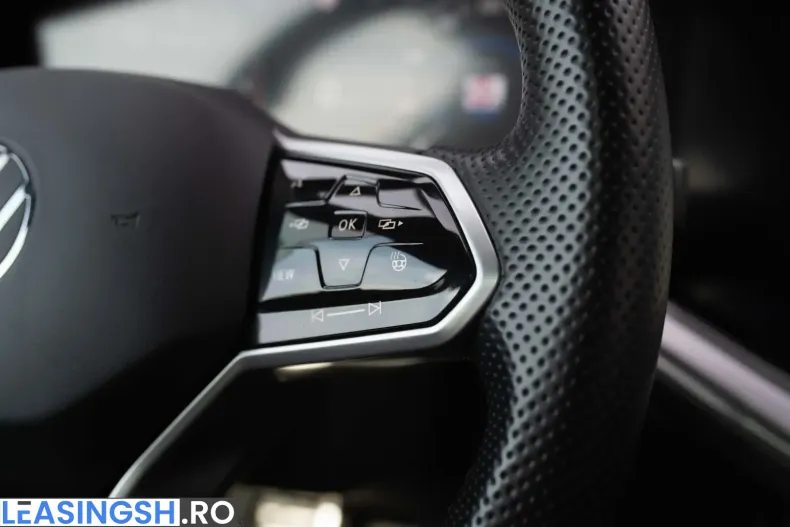 Volkswagen Touareg din 2021 cu 111.362 km - oferta VOL199153 - foto 37