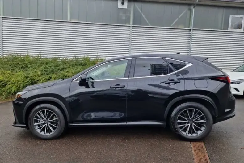 Lexus NX 450h din 2024 cu 11.312 km - oferta LEX199156 - foto 1