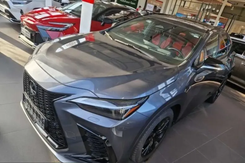 Lexus NX 350h din 2022 cu 71.123 km - oferta LEX199162 - foto 1