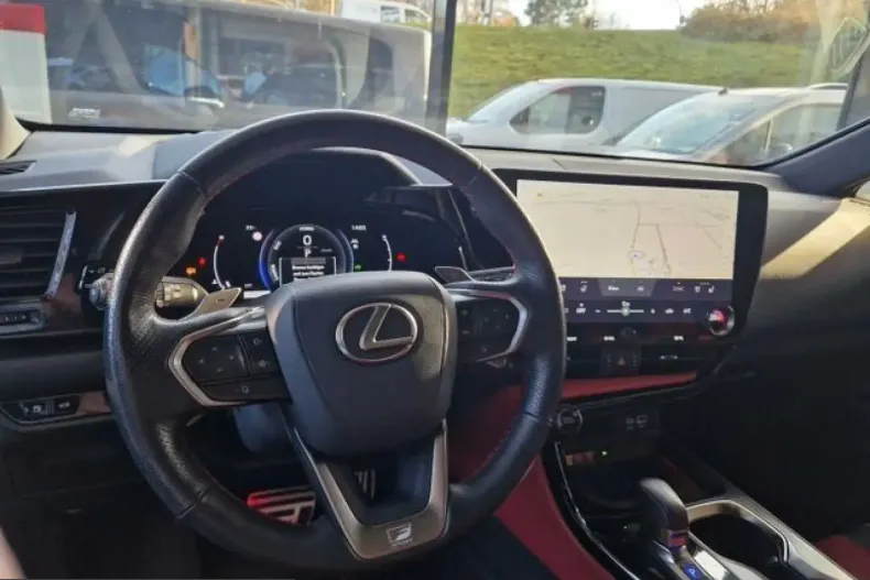 Lexus NX 350h din 2022 cu 71.123 km - oferta LEX199162 - foto 10