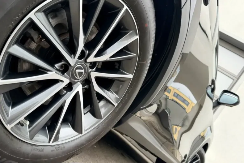 Lexus NX 450h din 2022 cu 47.156 km - oferta LEX199163 - foto 11