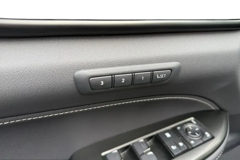 Lexus NX 350h din 2024 cu 41.838 km - oferta LEX199164 - foto 25