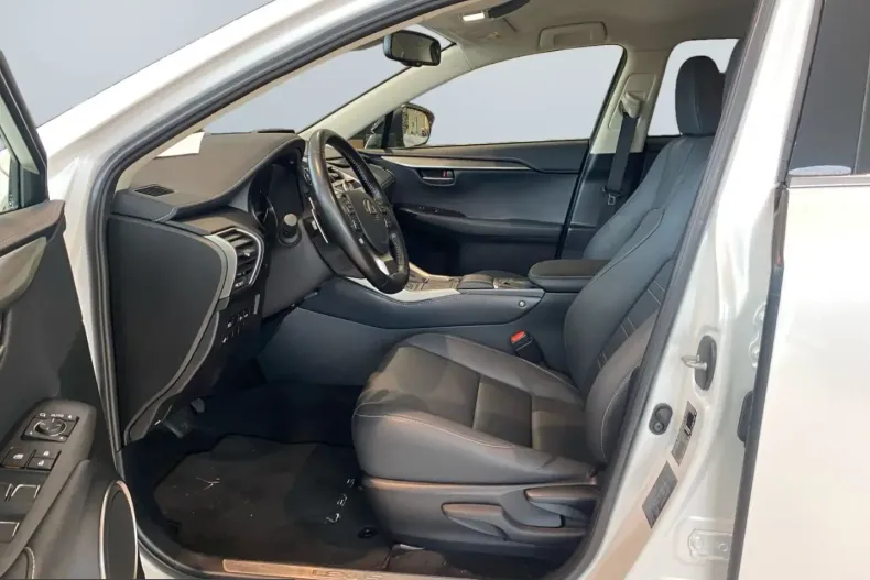 Lexus NX 300 din 2021 cu 33.829 km - oferta LEX199167 - foto 9