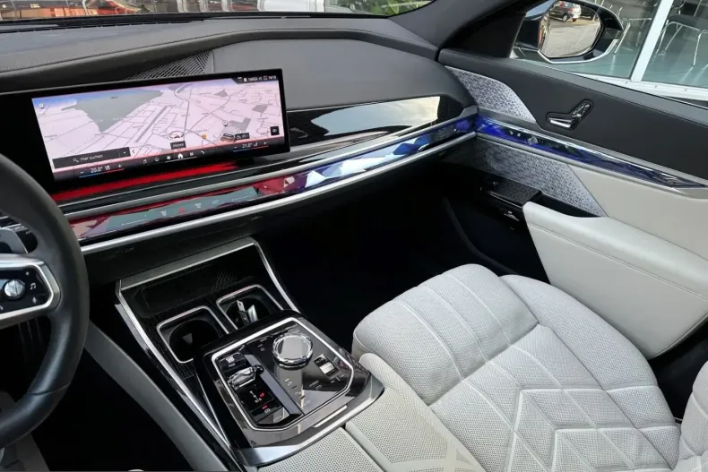 BMW 740 (Seria 7) din 2023 cu 38.650 km - oferta BMW199170 - foto 14