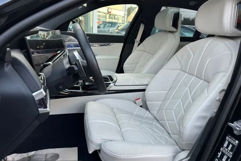 BMW 740 (Seria 7) din 2023 cu 38.650 km - oferta BMW199170 - foto 15