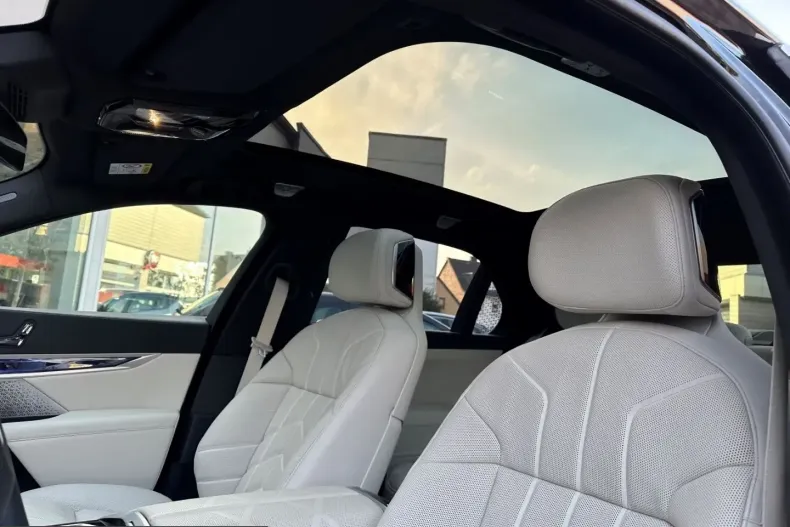 BMW 740 (Seria 7) din 2023 cu 38.650 km - oferta BMW199170 - foto 16