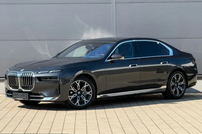 BMW 740 (Seria 7) din 2024 cu 44.640 km - oferta BMW199171 - foto 6