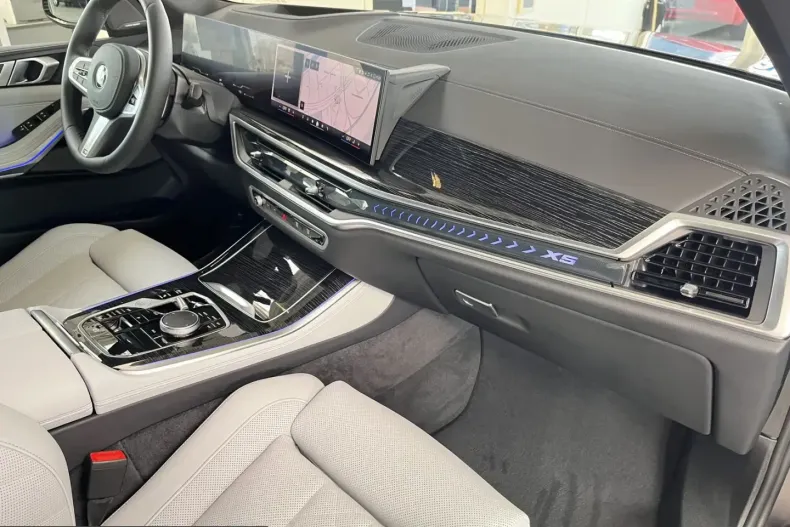 BMW X5 (Seria X) din 2025 cu 7.193 km - oferta BMW199176 - foto 11