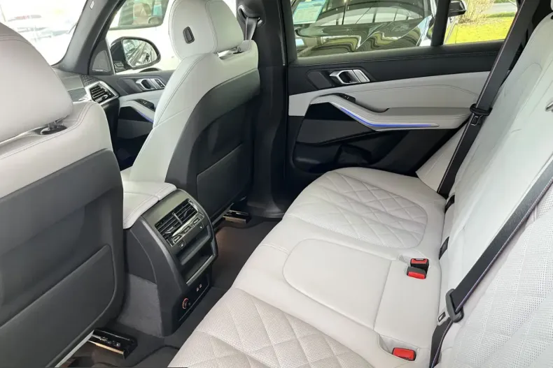 BMW X5 (Seria X) din 2025 cu 7.193 km - oferta BMW199176 - foto 12