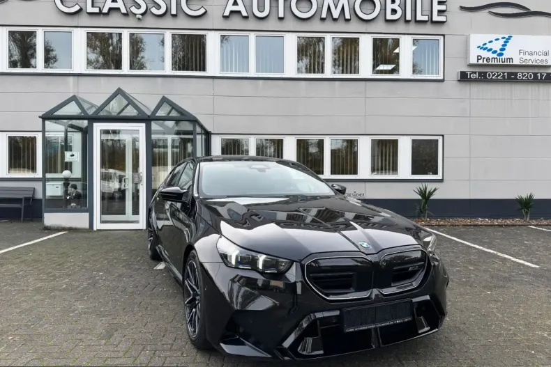 BMW M5 (Seria 5) din 2025 cu 4.156 km - oferta BMW199177 - foto 3