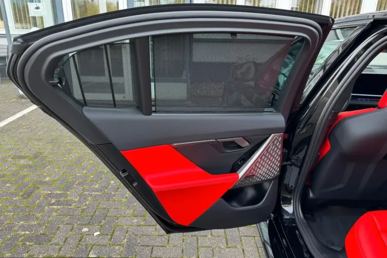 BMW M5 (Seria 5) din 2025 cu 4.156 km - oferta BMW199177 - foto 20