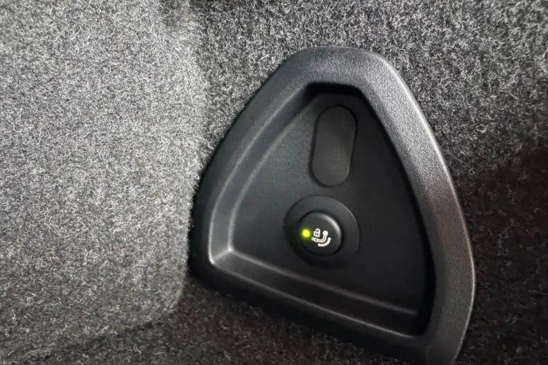 BMW M5 (Seria 5) din 2025 cu 4.156 km - oferta BMW199177 - foto 25