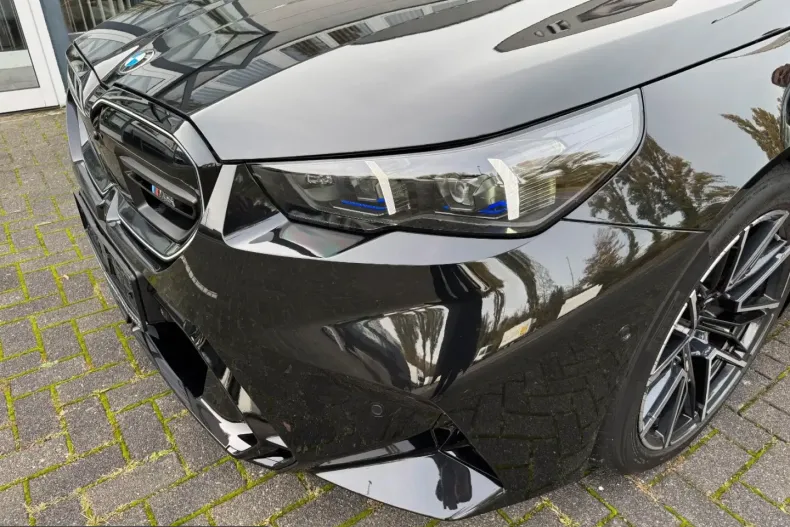 BMW M5 (Seria 5) din 2025 cu 4.156 km - oferta BMW199177 - foto 26