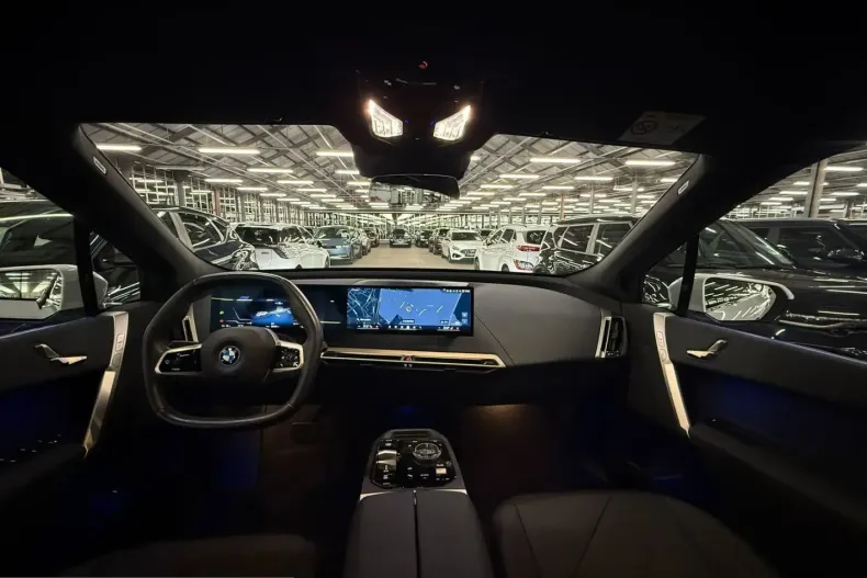 BMW iX din 2023 cu 29.339 km - oferta BMW199178 - foto 8