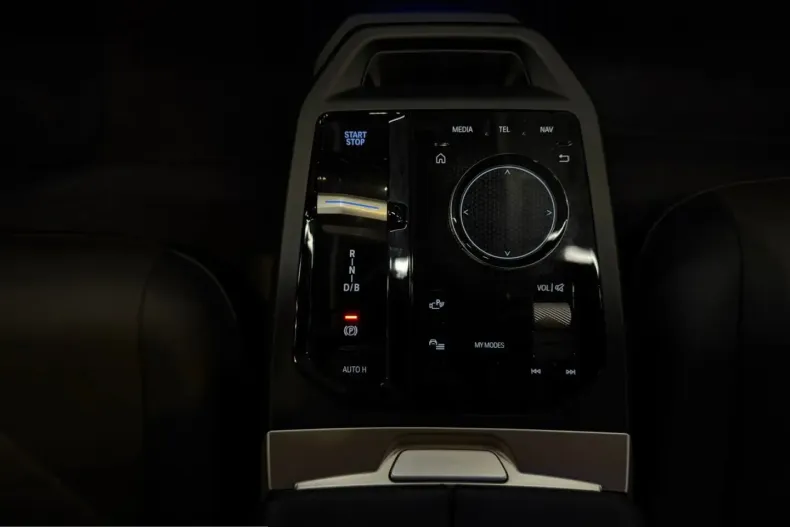 BMW iX din 2023 cu 29.339 km - oferta BMW199178 - foto 12