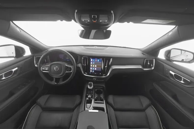 Volvo S60 din 2025 cu 14.500 km - oferta VOL199180 - foto 3