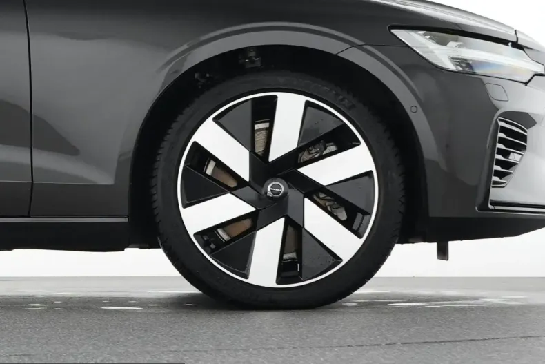 Volvo S60 din 2025 cu 14.500 km - oferta VOL199180 - foto 22