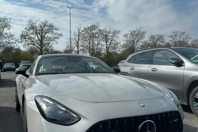 Mercedes-Benz AMG GT (Clasa GT) din 2024 cu 9.134 km - oferta MER199182 - foto 1