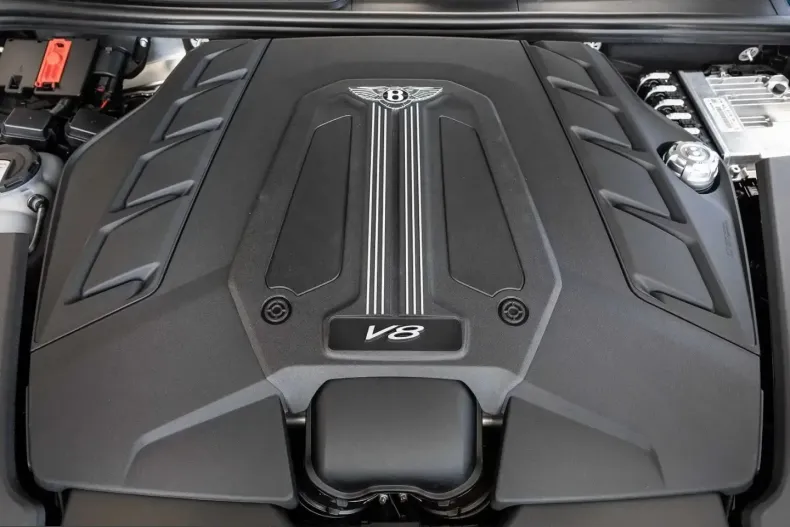 Bentley Bentayga din 2025 cu 6.900 km - oferta BEN199185 - foto 7