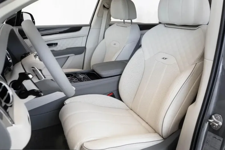 Bentley Bentayga din 2025 cu 6.900 km - oferta BEN199185 - foto 10